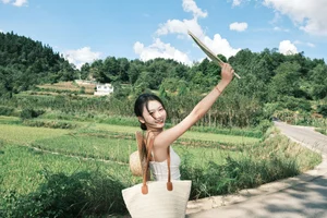 Visual Storytelling in YiTuYu Art Language Vol.7721 Featuring Xiao Fan Qie - image 2