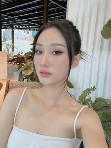 Meet the Stunning Real-Life Personalities of Pu's Roommates from the Hit Series - image 0