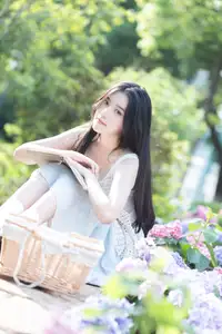 Jing Jing Jing Vol.8624: Dreamy Beauty in a Hydrangea Garden | YiTuYu Art Language Series - image 8