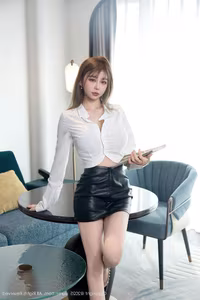 Zoe You You No.10439: Unveiling Alluring Elegance with XiuRen's Modern Style - image 4