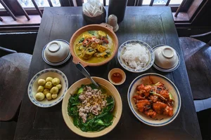 5 Michelin-Recommended Home-Style Restaurants to Visit in Hanoi and Ho Chi Minh City - image 5