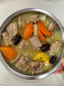 12 Hearty Comfort Food Dishes Perfect for Chilly Weather and Family Dinners - image 1
