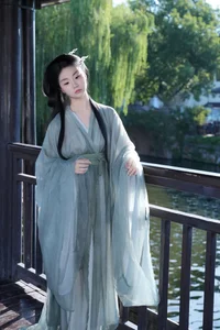 Modern Elegance in YiTuYu Art Language Vol.10273 Featuring Qing Qing - image 6