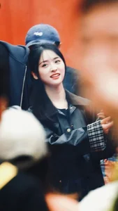 Shen Yue: Overcoming Industry Criticism and Redefining Her Visual Identity - image 9