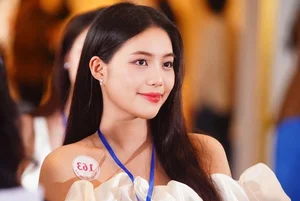 From Uniforms to Evening Gowns: Military Contestants Shine in the Miss Vietnam Beauty Pageant - image 7
