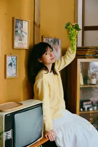 Discover Pao Pao Xiao Mie's Playful Secrets: Captivating Moments in YiTuYu Vol.8668 - image 18