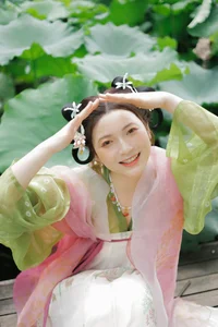 Captivating Visuals from YiTuYu Art Language Vol.5717 Li Yue Art Gallery - image 23
