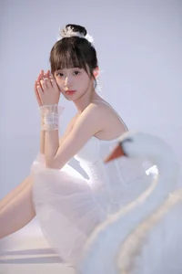 YiTuYu Art Language Vol.7465: Licaicain’s Stunning Portrait Collection - image 15