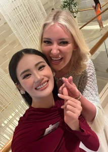The Intriguing Portrait of the British Beauty Withdrawing from Miss World 2025 - image 2