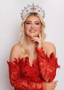 The Intriguing Portrait of the British Beauty Withdrawing from Miss World 2025 - image 7