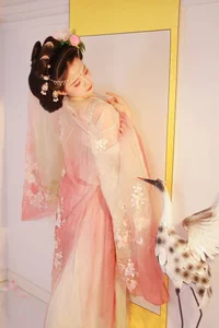 Elegant Portraiture: Exploring YiTuYu Art Language Vol.4711 Featuring You Er Bai Bai - image 8