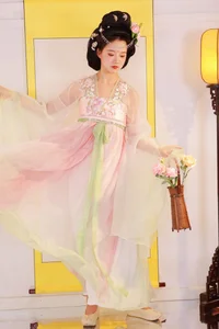 Elegant Portraiture: Exploring YiTuYu Art Language Vol.4711 Featuring You Er Bai Bai - image 25