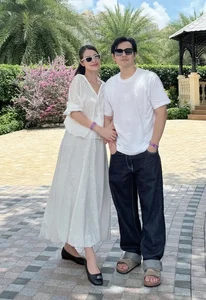 Chic Maternity Style: Dong Nhi's Elegant Fashion Journey During Her Second Pregnancy - image 0