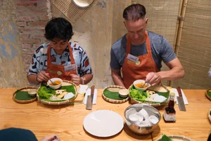 Authentic Vietnamese Cooking Classes: Learning Banh Xeo and Bo La Lot in Saigon - image 12