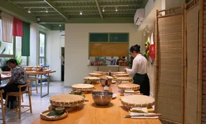 Authentic Vietnamese Cooking Classes: Learning Banh Xeo and Bo La Lot in Saigon - image 4