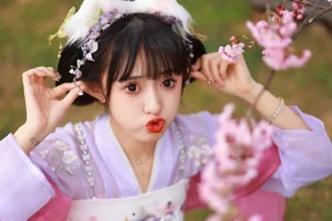 Refined Beauty in YiTuYu Art Language Vol.4683 with Nuo Nuo Chi Nuo Mi - image 2