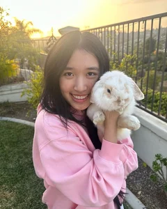 Social Media Debates: Comparing the Most Influential Modern Style Icons - image 5