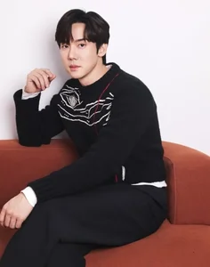 Yoo Yeon Seok Reveals Travel Plans Following 'When The Phone Rings' Success - image 1