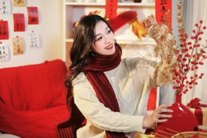 YiTuYu Art Language Vol.6518: A Captivating Portrait Study of Yu Fang - image 13