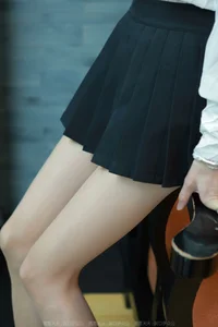 Youthful Energy: Xiao Liu in IESS Mini Pleated Skirt Collection - image 39