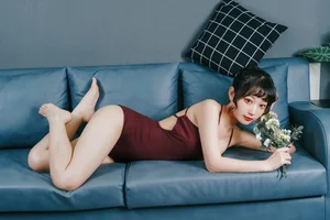 YiTuYu Art Language Vol.4286: Exploring the Visual Elegance of Tao Mo Gong Zi X in a Stunning New Photography Collection - image 36