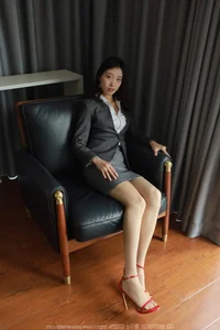 Sophisticated Urban Style: IESS No.1635 Featuring Xiao Jiu Professional Portrait Gallery - image 29