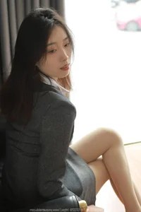 Sophisticated Urban Style: IESS No.1635 Featuring Xiao Jiu Professional Portrait Gallery - image 59