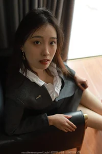 Sophisticated Urban Style: IESS No.1635 Featuring Xiao Jiu Professional Portrait Gallery - image 57