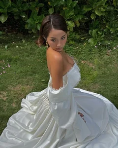Huyen 2k4 Stuns in Bold Avant-Garde Fashion: A New Era of Gen Z Style - image 7