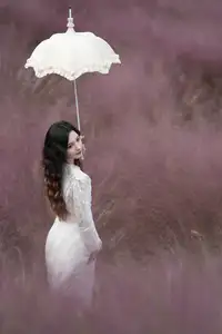 Enyyyn's Dreamy Escape in a Pink Grass Field – YiTuYu Vol.8630 - image 6