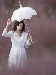 Enyyyn's Dreamy Escape in a Pink Grass Field – YiTuYu Vol.8630 - image 12