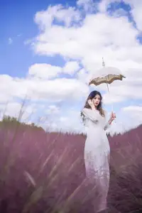 Enyyyn's Dreamy Escape in a Pink Grass Field – YiTuYu Vol.8630 - image 16