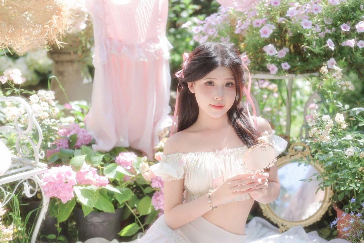YiTuYu Art Language Vol.10427: Featuring the Ethereal Yi Ming