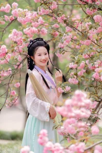 Timeless Elegance: YiTuYu Art Language Vol.7042 Zhou Mi Fan - image 15