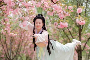 Timeless Elegance: YiTuYu Art Language Vol.7042 Zhou Mi Fan - image 14