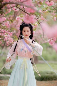 Timeless Elegance: YiTuYu Art Language Vol.7042 Zhou Mi Fan - image 4