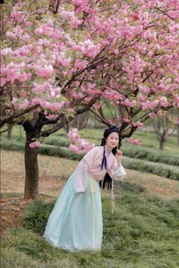 Timeless Elegance: YiTuYu Art Language Vol.7042 Zhou Mi Fan - image 18