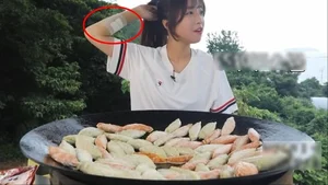 Korean Social Media Star Bravely Discusses Privacy Concerns and Digital Rights - image 8
