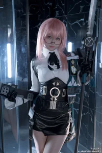 Captivating Sharpness and Futuristic Elegance KuukoW as Yanagi in a Stunning Visual Display - image 2
