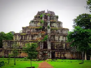 Discover Koh Ker Pyramid: Unique Ancient Khmer Empire Legacy - image 4