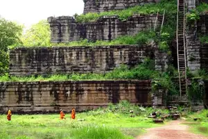 Discover Koh Ker Pyramid: Unique Ancient Khmer Empire Legacy - image 5