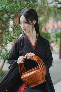 Aesthetic Mastery: YiTuYu Art Language Vol.4989 With Vi Ge Vivian - image 7