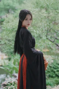 Aesthetic Mastery: YiTuYu Art Language Vol.4989 With Vi Ge Vivian - image 9