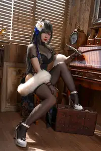 Coser Zyra Enigmatic Louis IX Qipao Cosplay: A Dramatic Portrayal (26P) - image 11