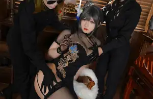 Coser Zyra Enigmatic Louis IX Qipao Cosplay: A Dramatic Portrayal (26P) - image 5
