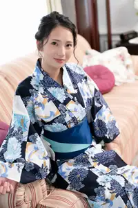Machiyama Miho: Captivating Lingerie Beauty in a Private Moment - Tukuku - image 6