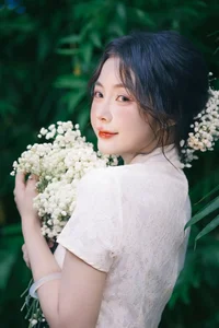 Elegant Pure White Summer Dress - Minimalist Chic and Feminine Style for Every Occasion - image 0