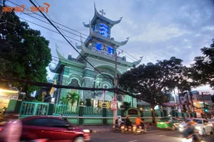 Architectural Marvels: Discovering Vietnam’s Unique Fusion of Eastern and Western Church Designs - image 9