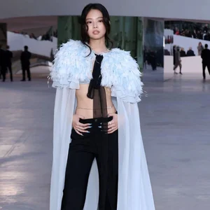 Jennie Kim's Bold Fashion Choices: Navigating Controversy and Setting Global Style Trends - image 7