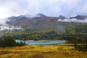 Top China Autumn Destinations Attracting International Tourists - image 0